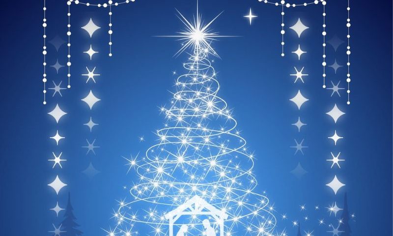 Choinka na niebieskim tle